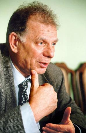 Zh. I. Alferov, click to see 763x1182 photograph